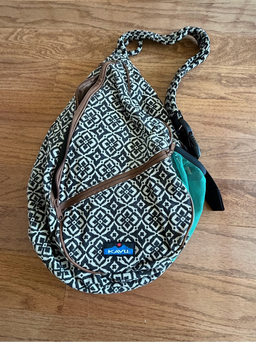 Kavu Black & Cream Patterned Crossbody with Teal Pocket